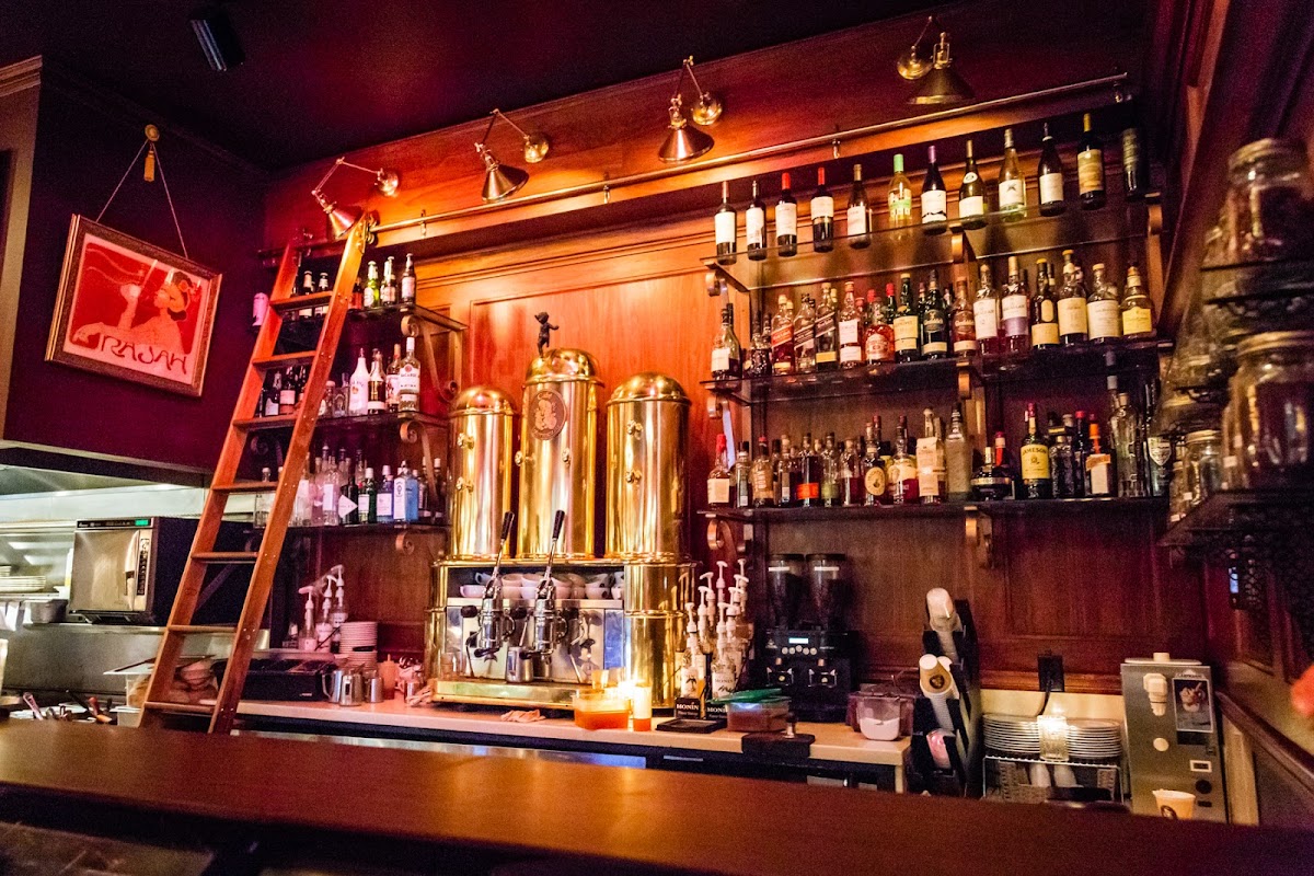Café Intermezzo - Avalon